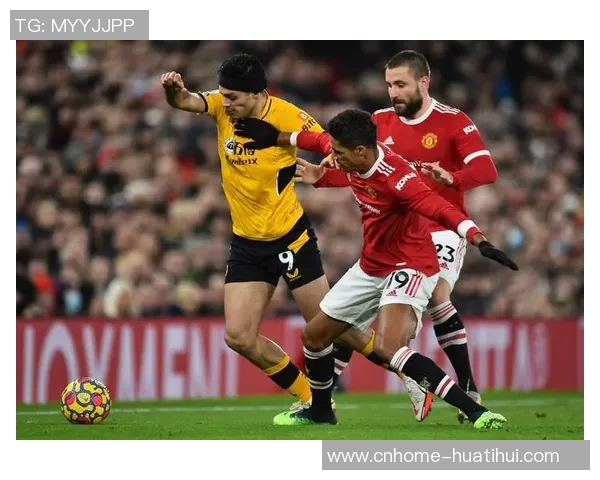 曼联主场迎战女王公园全力争胜力争英超积分榜提升